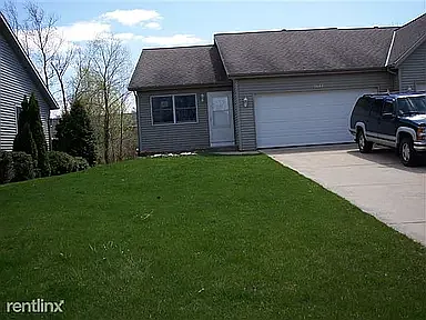 9644 Meadowland Ct #9644 — Photo 1