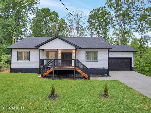 1395 Willow Creek Ln, Sevierville, TN 37876