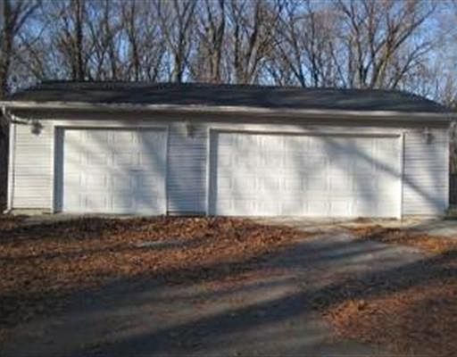 2nd image of 36451 Irish Ln