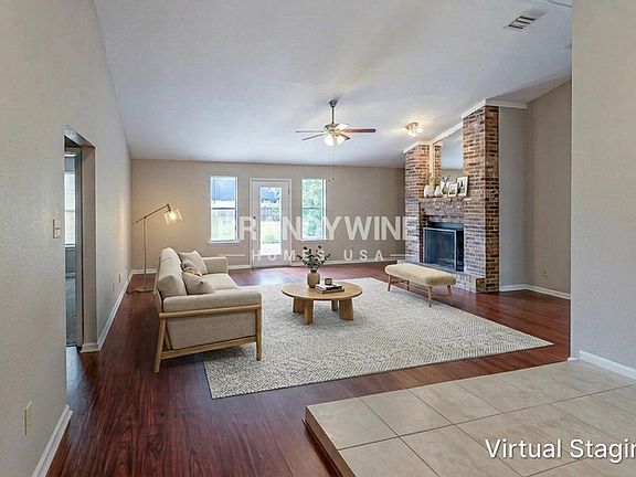3rd image of 3363 Hampstead Dr