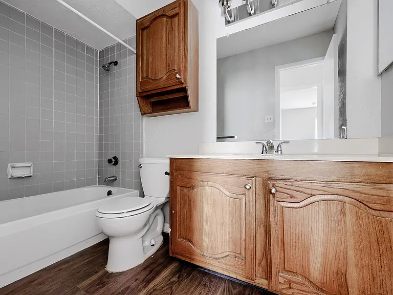 1005 Whitewater Trl — Photo 3