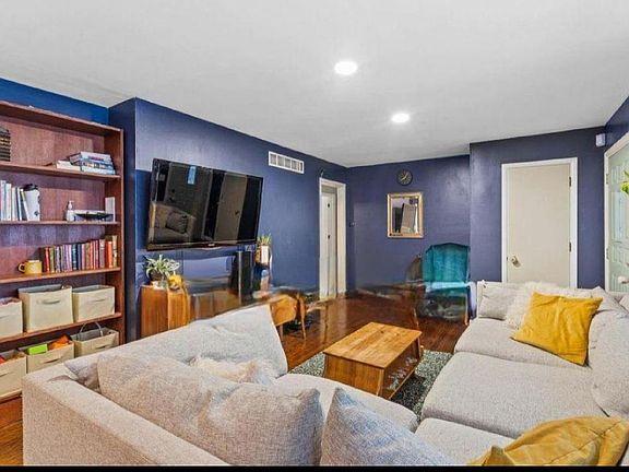 5th image of 3118 W 46th Ave