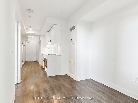5th image of 195 Redpath Ave #1402