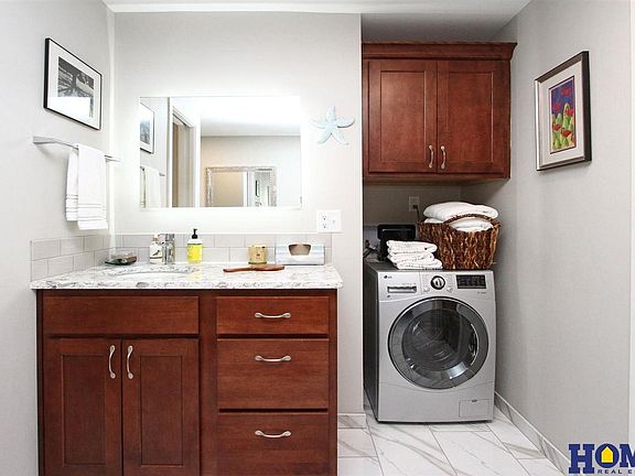 5th image of 1130 H St APT 706