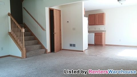 3rd image of 429B Wabasha St