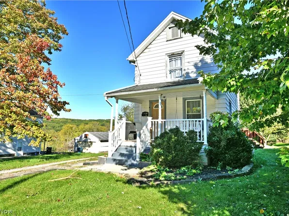 46 Prospect St, Struthers, OH 44471