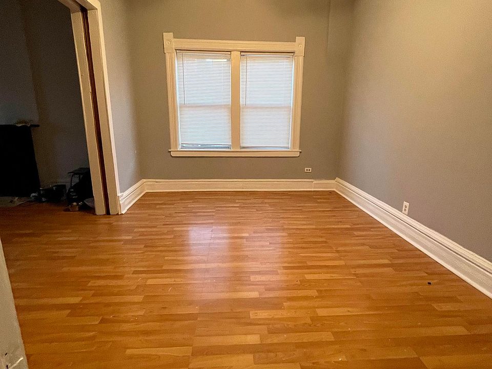 1st image of 514 S Claremont Ave #2