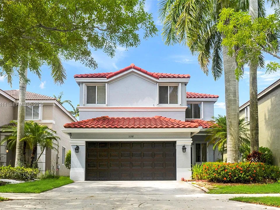 1058 Golden Cane Dr