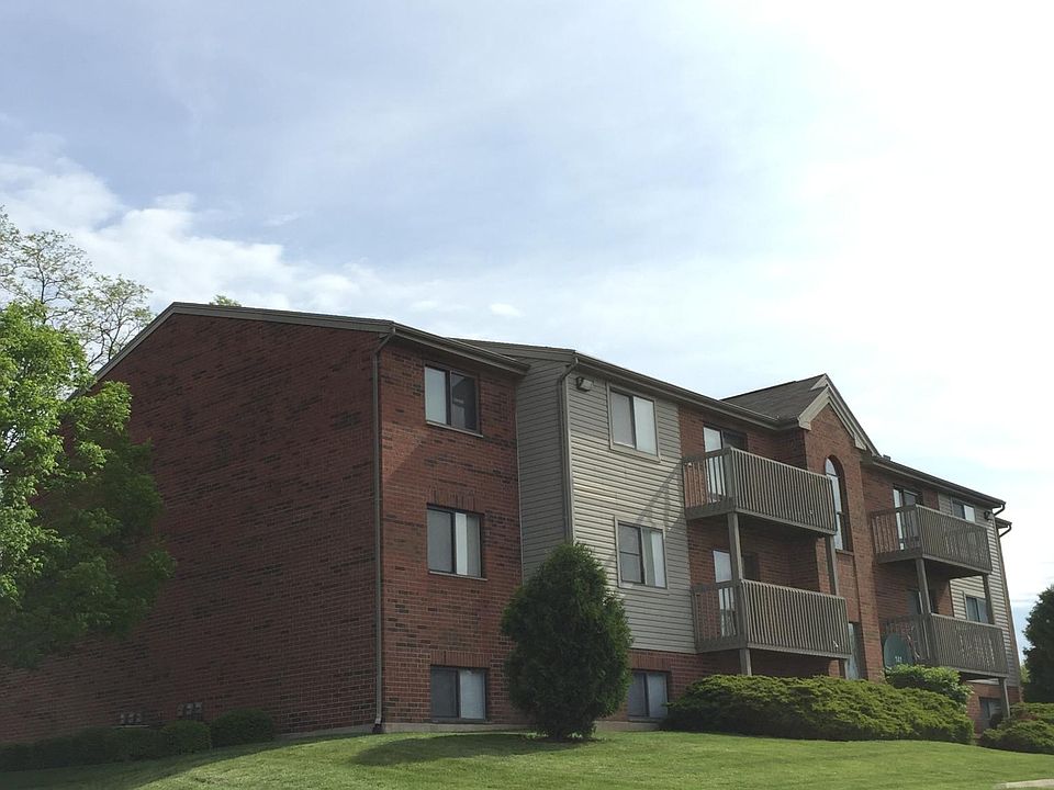 2nd image of 260 Fieldstone Dr APT 08