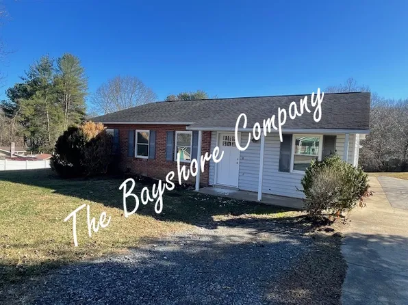 29 Mount Carmel Dr, Asheville, NC 28806