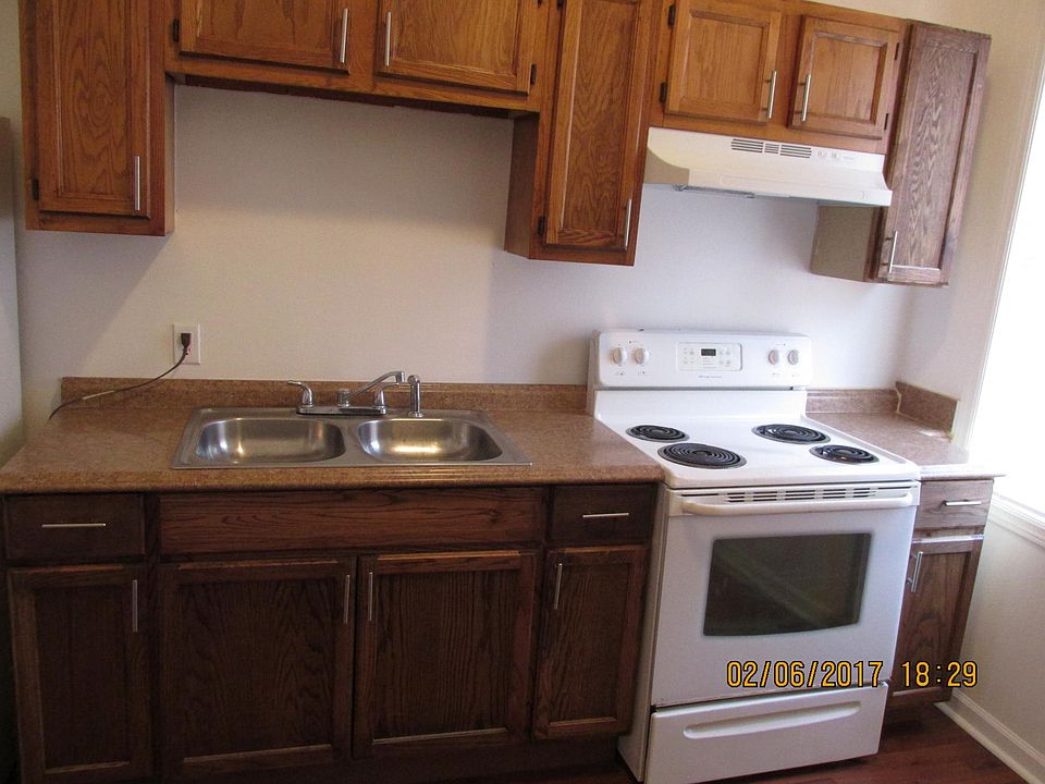 1st image of 801 Paulsen St APT B
