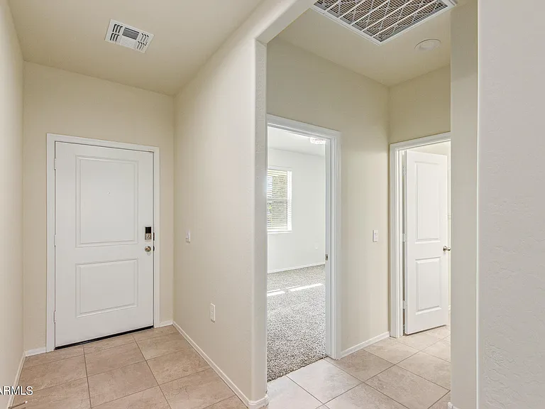 18646 W Buckskin Trl — Photo 7