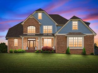 1005 Felts Dr, Clarksville, TN 37043