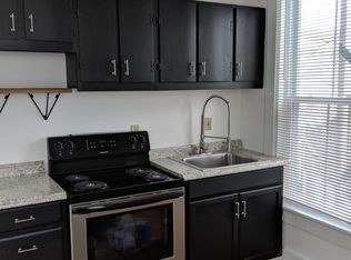 8 Pleasant St #2, Goffstown, NH 03045