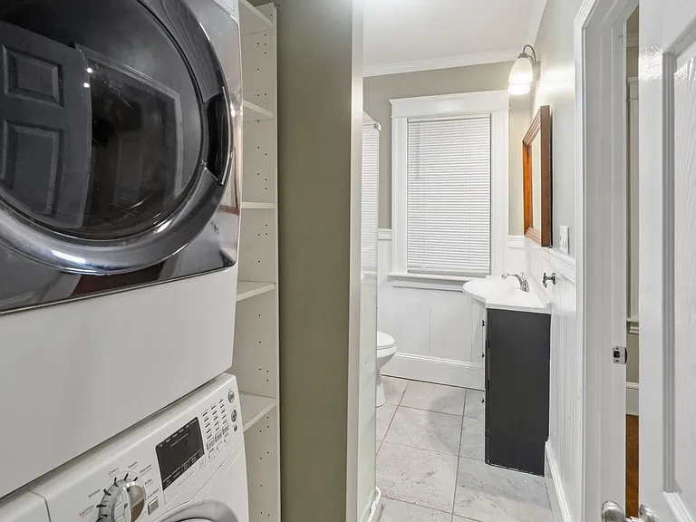 131 Providence St — Photo 24