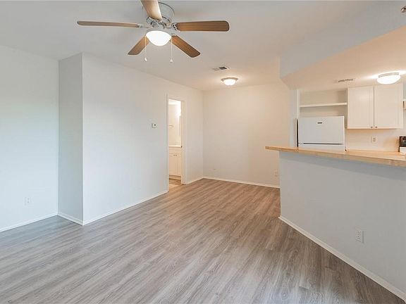 2nd image of 2500 Burleson Rd APT 614
