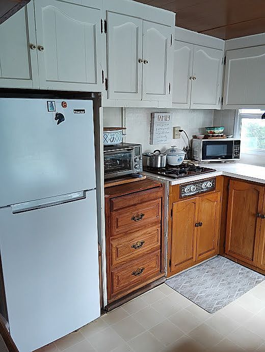 2nd image of 481 Twin View Blvd Spc 15