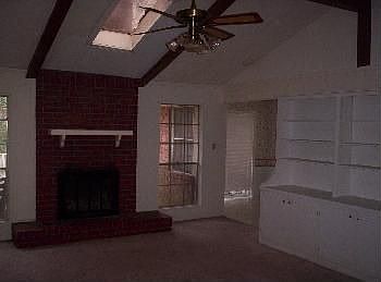 2nd image of 401 Cordell Dr