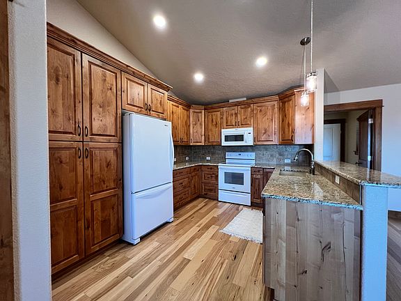 4th image of 35079 County Road 49