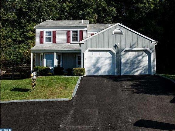 3rd image of 1318 Spellman Dr