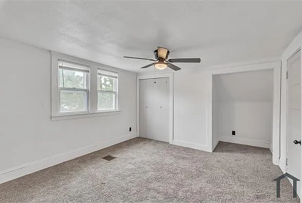 9705 Orleans Ave — Photo 14