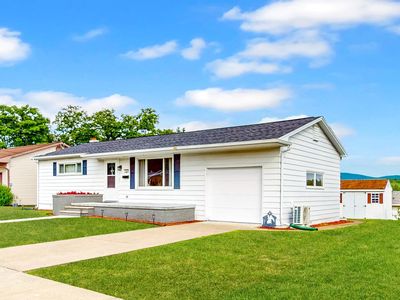325 Tate St, Taylor, PA, 18517