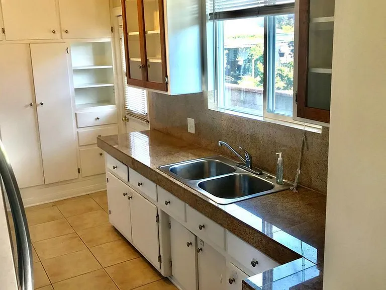 4922 Sawtelle Blvd — Photo 7
