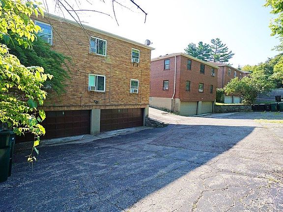 4th image of 1271 Morten St