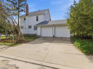 825 Fayal Rd, Eveleth, MN 55734