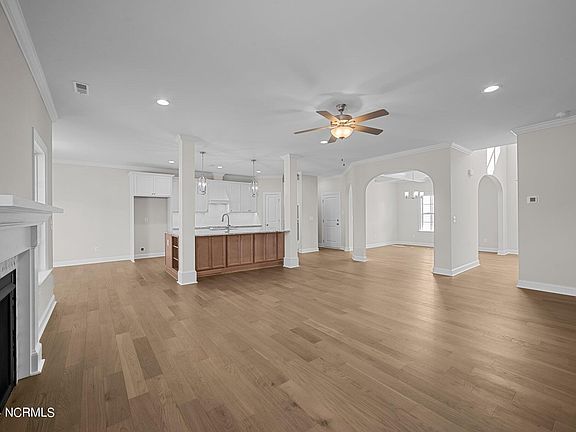 5th image of 318 Shortleaf Drive