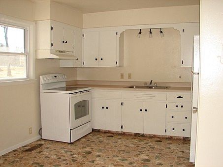 4th image of 312 Benton Dr