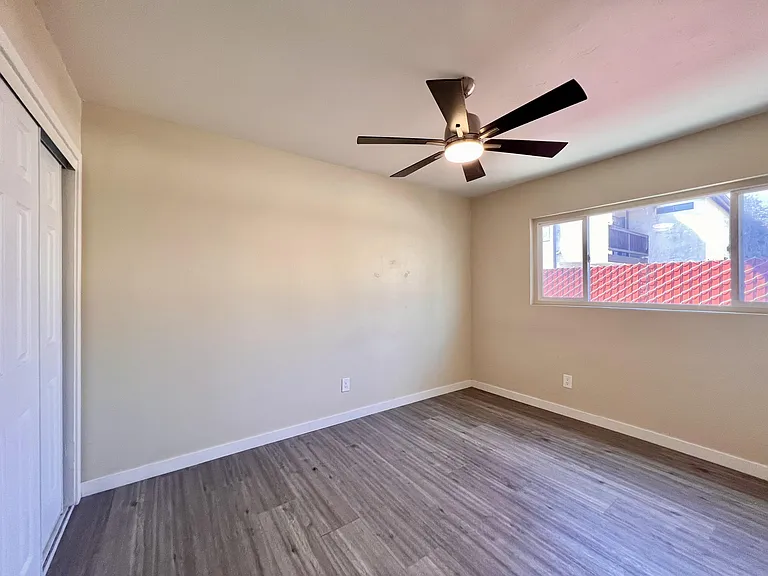 Bedroom (1)