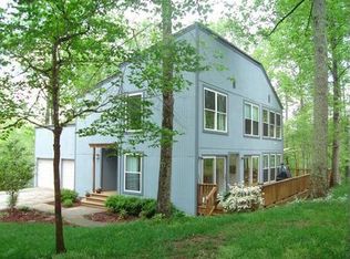 121 Bay Path Dr, Oak Ridge, TN 37830