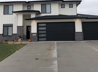 105 N Sund St, Worthing, SD 57077