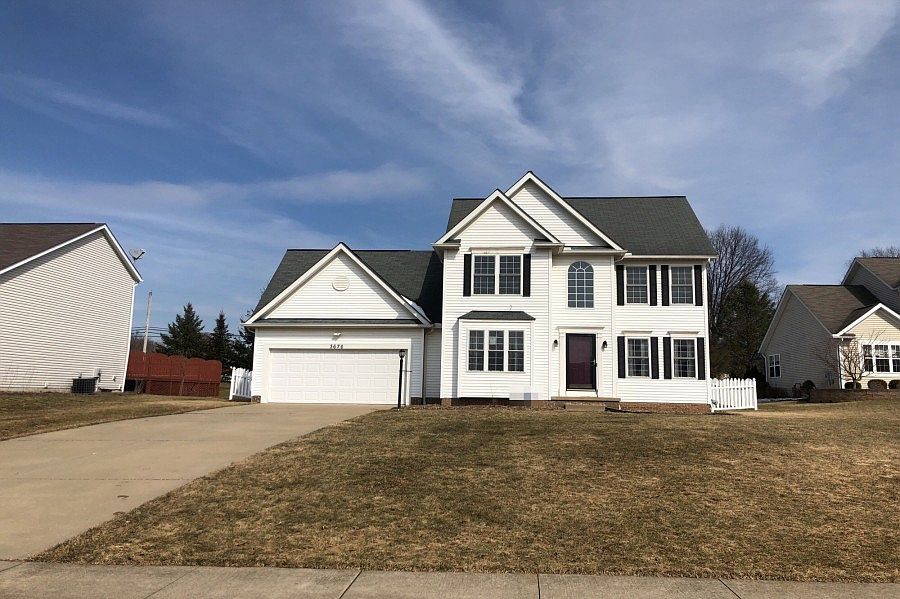 1st image of 3676 Cranberry Hl