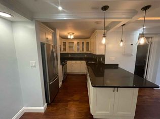 160 Commandants Way #24, Chelsea, MA 02150