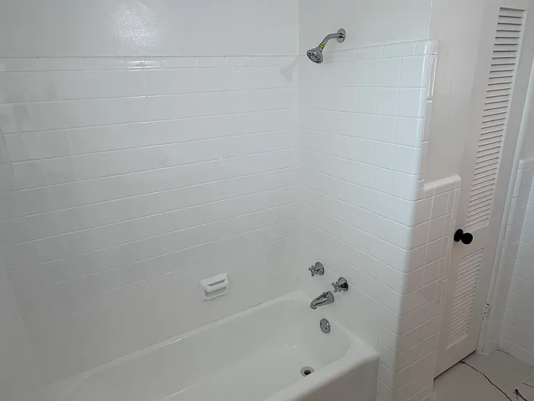 Rainbow Dr — Photo 9
