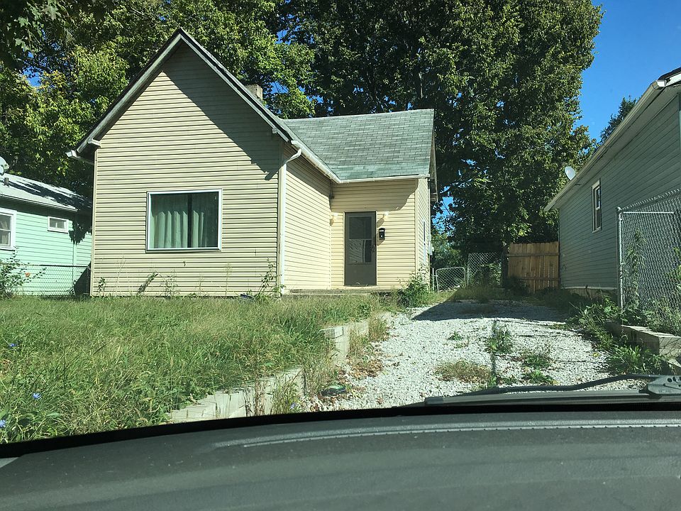1st image of 1017 N Sheffield Ave