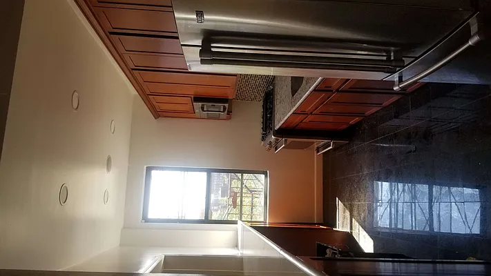 Rented by Max & Associates Realty Corp | media 6