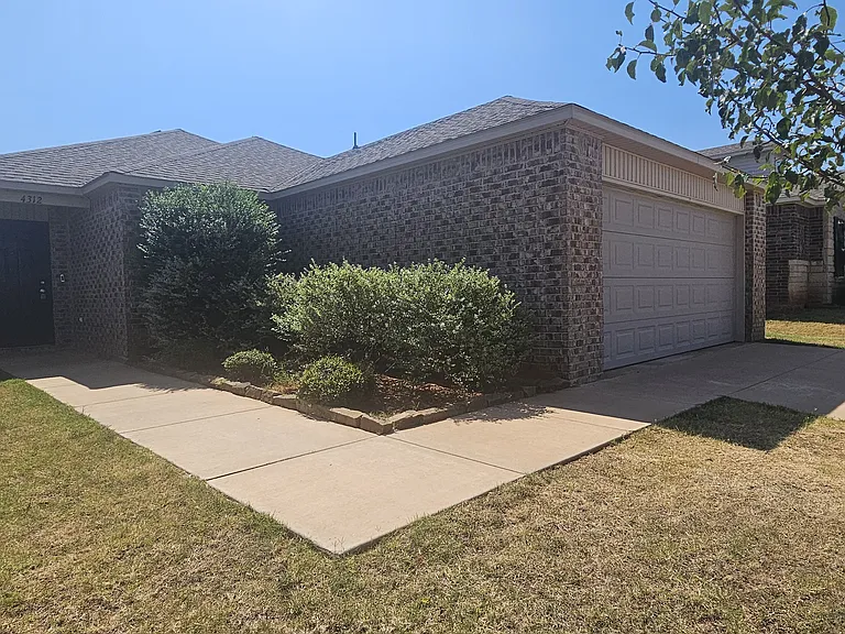 4312 Umbria Rd — Photo 3