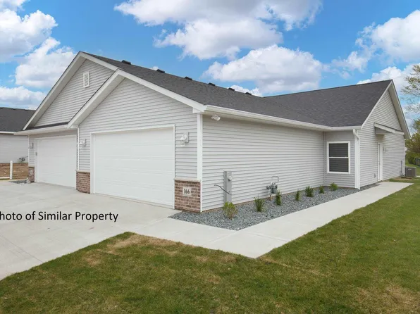 146 Kinsley Ct, East Moline, IL 61244