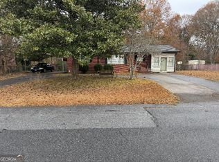 235 E Girard Ave, Cedartown, GA 30125