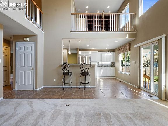 4th image of 8785 Quail Glen Dr