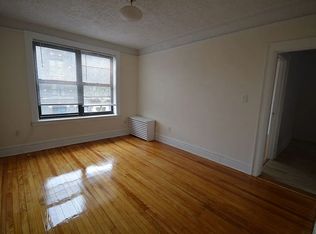 325 68th St APT 2F, Brooklyn, NY 11220