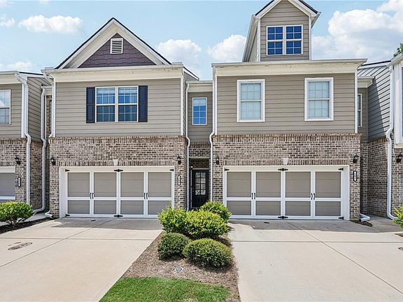 2nd image of 208 Trailside Way