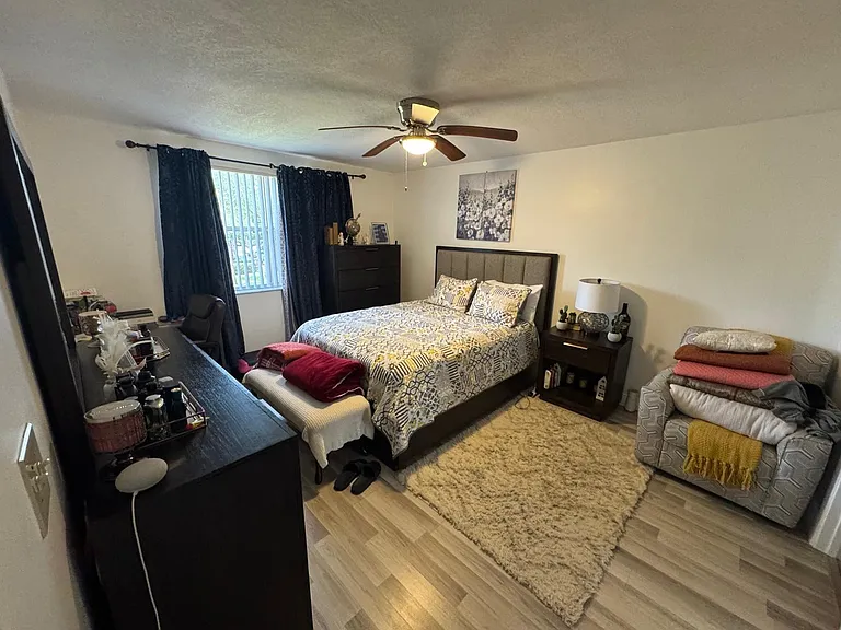 8955 Wiles Rd #206 — Photo 11