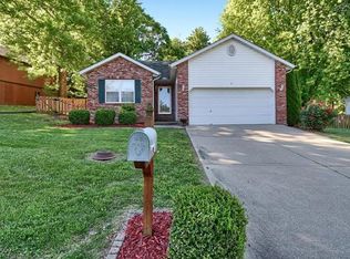31 Glendale Dr, Glen Carbon, IL