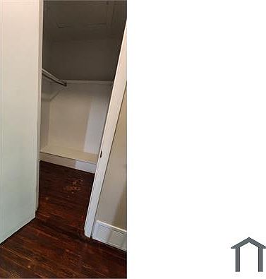 3rd image of 23670 Banbury Cir APT 10