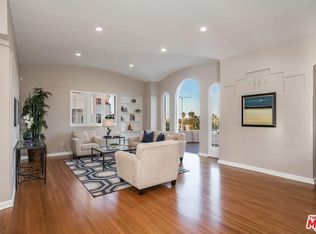 5031 Crenshaw Blvd, Los Angeles, CA 90043