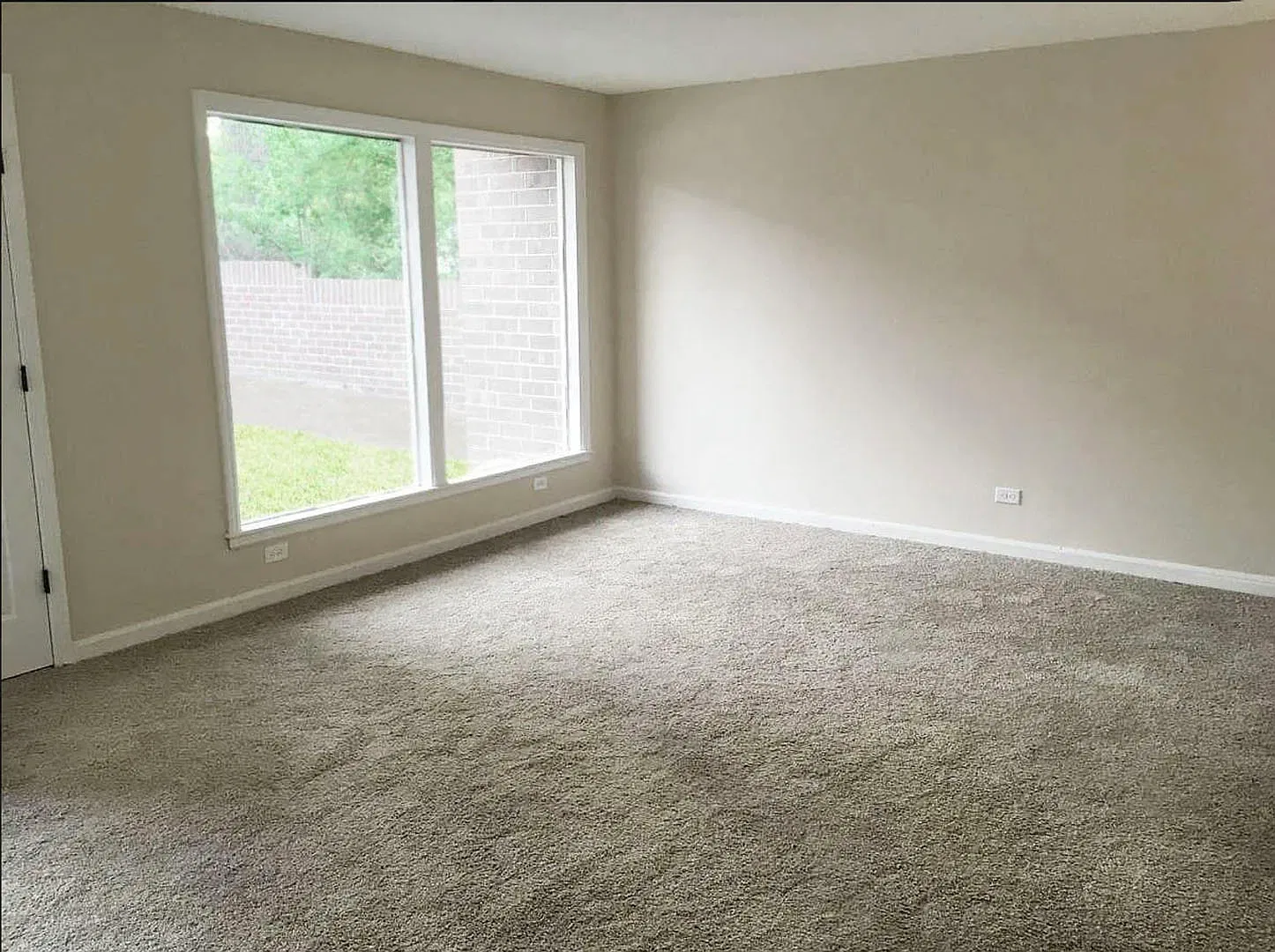 2 bed, 1100 sqft, $1,150 — Photo 3